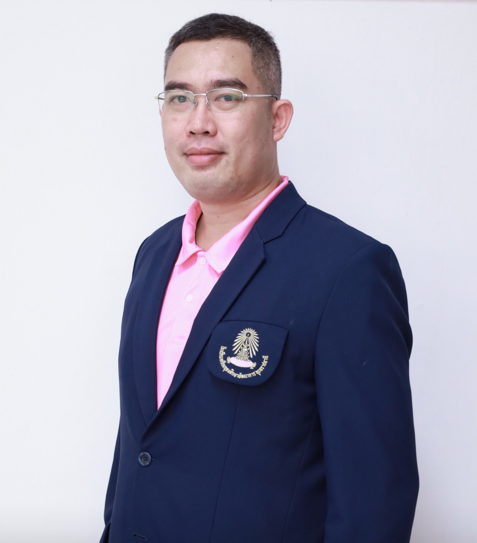 นายเศรษฐ์สกล คันศร