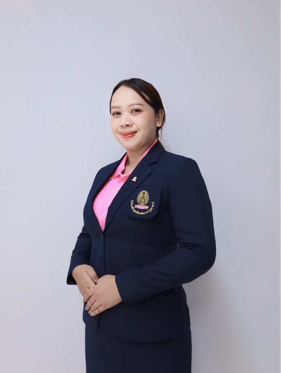 นางทอฝัน สินธุประสิทธิ์