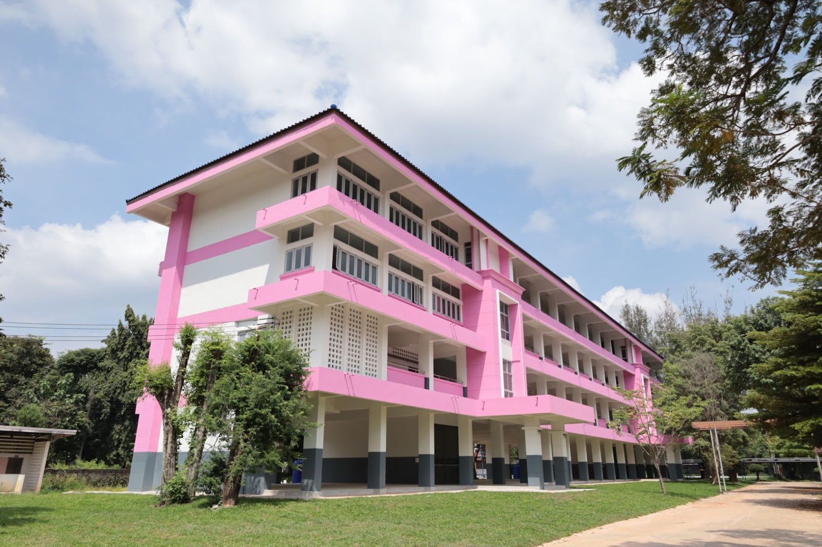 อาคารศรีปทุม 6